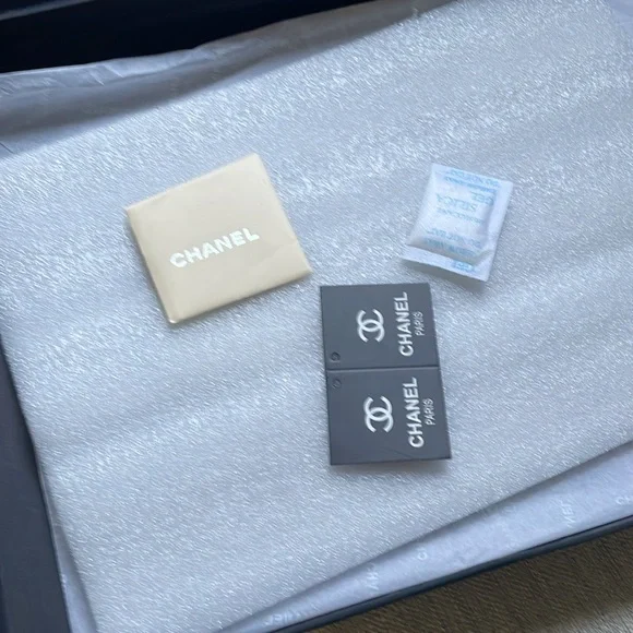 Authentique Chanel Box - Picture 2 of 7